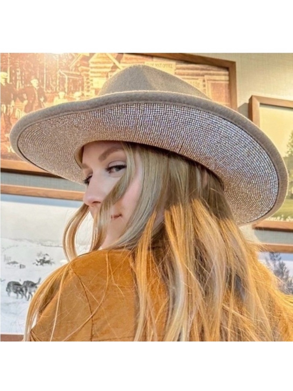 Western Cowgirl Hat with Crystal Band and brim - Picture 6 of 6
